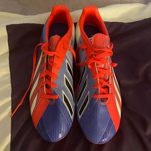 7.5 men’s adidas brand new cleats